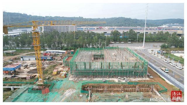 熊猫体育网站：抢工期扩产能！绵阳这一在建项目开启“加速跑”(图2)