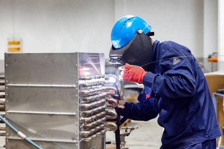 烟台高新区：“智”造利器解锁节能新路径(图2)