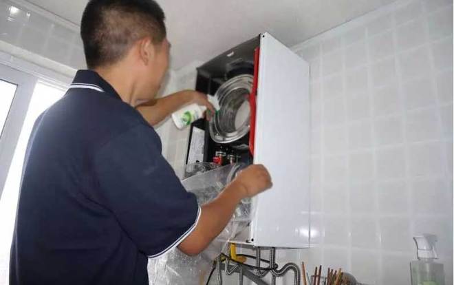 熊猫体育平台：燃气壁挂炉保养秘籍：延长使用寿命的实用方法！(图3)