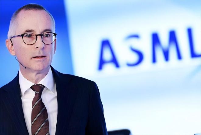 美荷两国曾同时发声对中国独立研发的光刻机技术给予了强烈批评(图2)