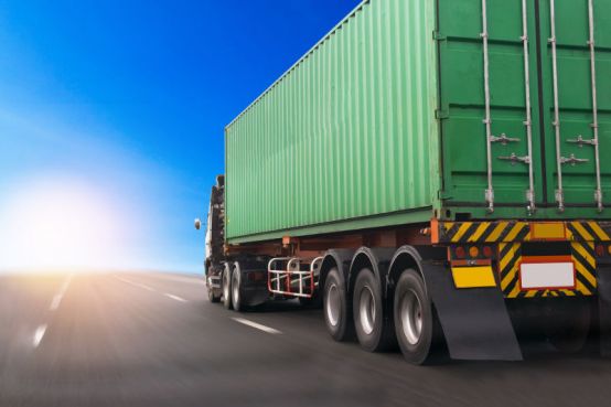 熊猫体育网站：2025年物流行业前瞻：技术驱动与绿色转型如何重塑未来