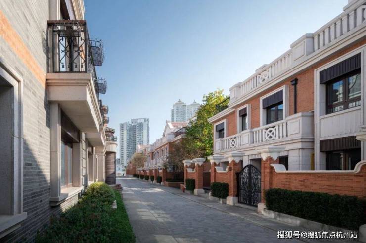 熊猫体育：露香园天誉(售楼处)-露香园天誉销售中心-环境-户型-价格-地址-楼盘详情-配套-电话-交房时间-配套-电话-交房时间(图10)